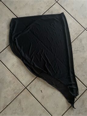 SHEIN Black Asymmetrical Maxi Skirt